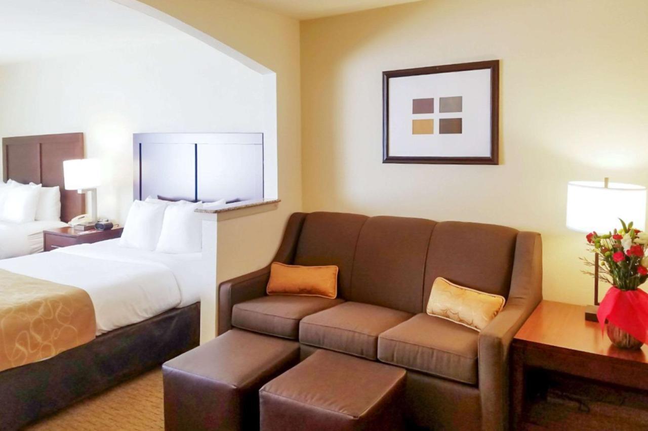 Quality Suites Las Colinas Center Irving Dış mekan fotoğraf